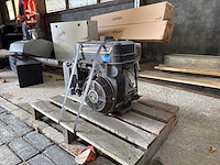 Kawasaki - fe250 - benzinemotor - afbeelding 1 van  10