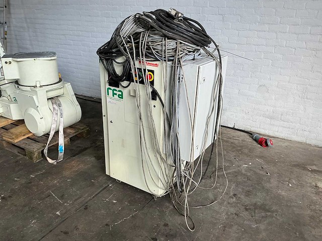 Kawasaki - fs045n-c - industrial robot - 2006 - afbeelding 9 van  13