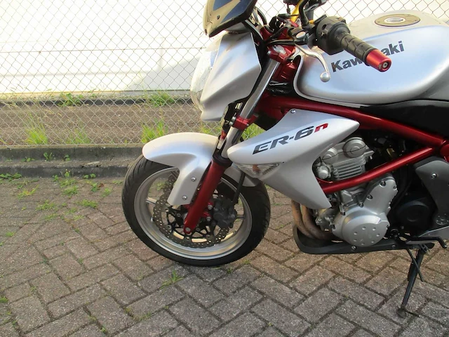 Kawasaki - motorfiets - er 6n - motorfiets - afbeelding 10 van  16