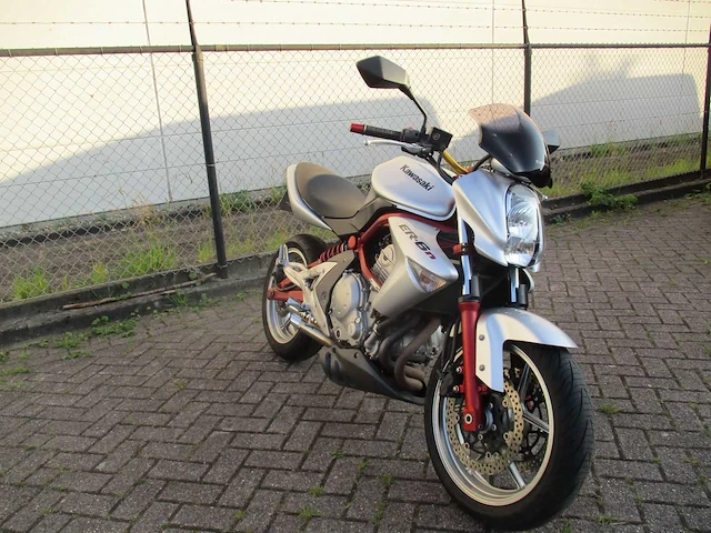 Kawasaki - motorfiets - er 6n - motorfiets - afbeelding 14 van  16