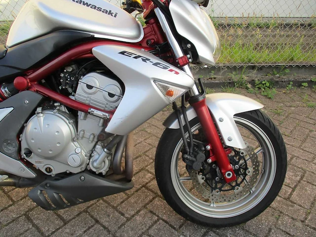 Kawasaki - motorfiets - er 6n - motorfiets - afbeelding 16 van  16