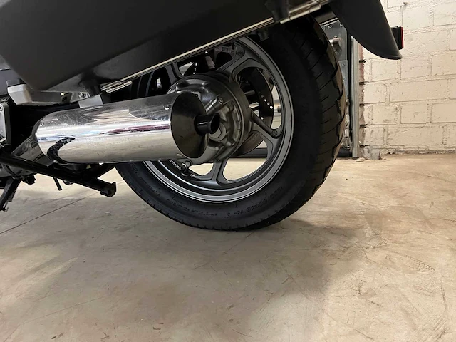 Kawasaki - tour - gtr 1000 - motorfiets - 1999 - afbeelding 4 van  16