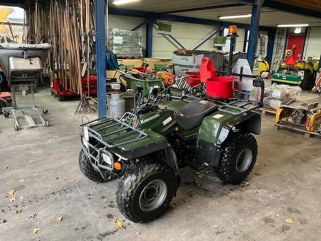 Kawasaki klf 300 quad - afbeelding 1 van  17