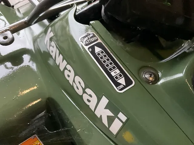 Kawasaki klf 300 quad - afbeelding 15 van  17