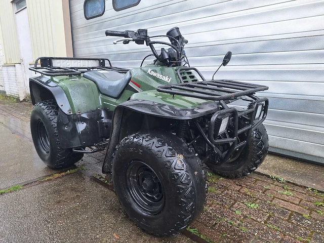 Kawasaki klf300 quad 300cc - afbeelding 7 van  8