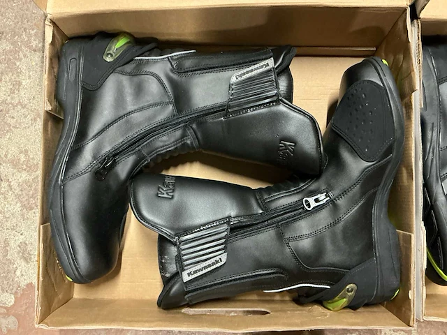 Kawasaki motorlaarzen maat 47 (3x) - afbeelding 4 van  5