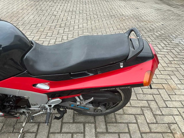 Kawasaki sport motorfiets - afbeelding 15 van  16
