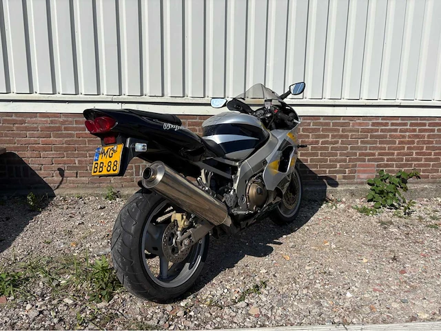Kawasaki sport ninja zx-9r motorfiets - afbeelding 21 van  24