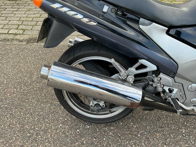 Kawasaki sport zz-r 1100 - afbeelding 14 van  15