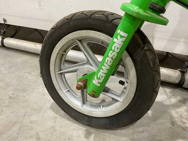 Kawasaki train to ride kinder loopfiets - afbeelding 6 van  6