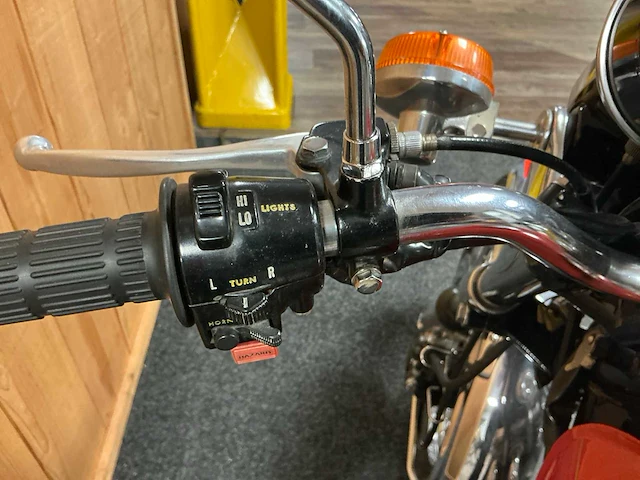 Kawasaki z 650 motorfiets - afbeelding 8 van  17