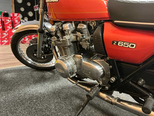 Kawasaki z 650 motorfiets - afbeelding 14 van  17