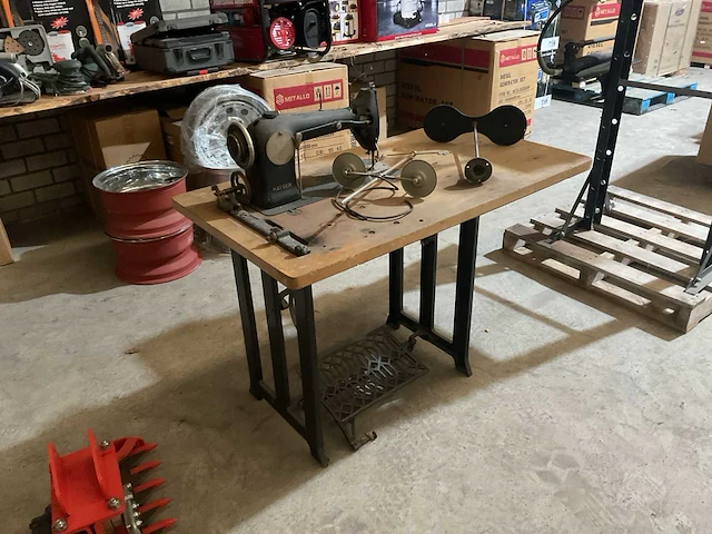 Kayser vintage naaimachine - afbeelding 1 van  6