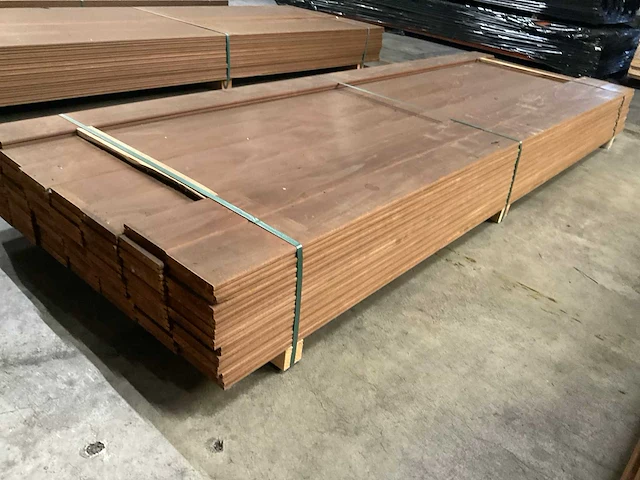 Kebony radiata vlonderdelen glad 22x142 mm (73x) - afbeelding 3 van  6