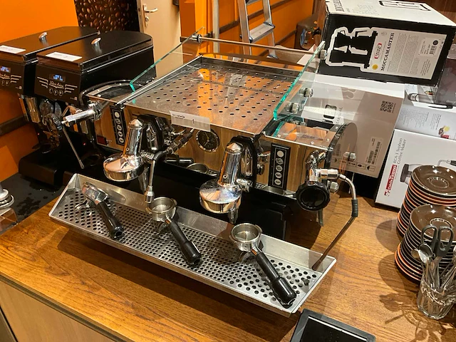 Kees van der westen mirage koffie- & espressomachine - afbeelding 1 van  11