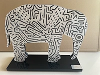 Keith haring : elephant beeld groot - afbeelding 1 van  4
