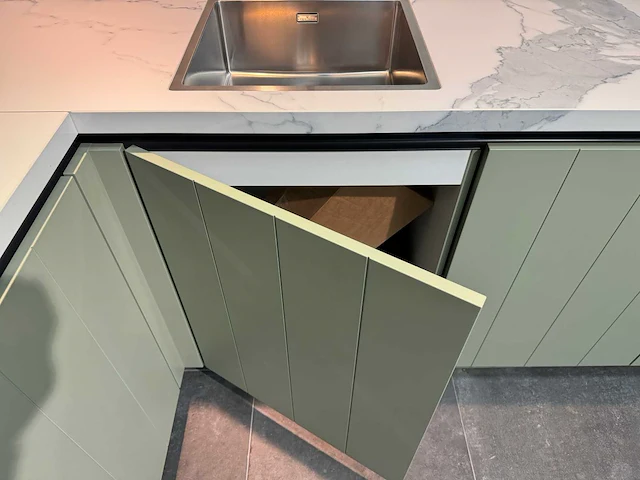 Keller - showroomkeuken - afbeelding 10 van  34