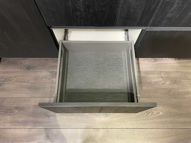 Keller - showroomkeuken - afbeelding 25 van  32