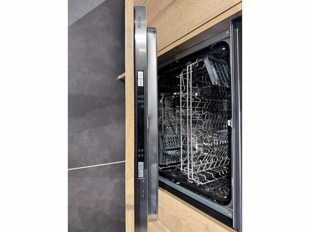 Keller - showroomkeuken - afbeelding 29 van  31
