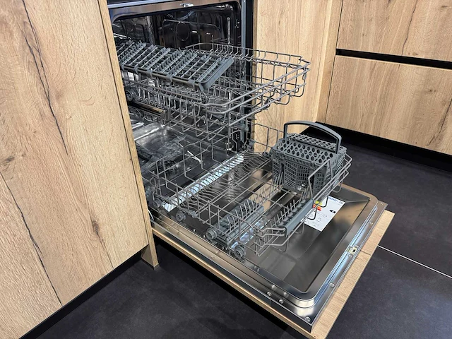 Keller - showroomkeuken - afbeelding 31 van  31