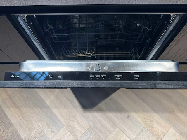 Keller - showroomkeukens - afbeelding 13 van  47
