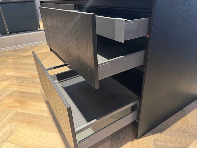 Keller - showroomkeukens - afbeelding 20 van  47