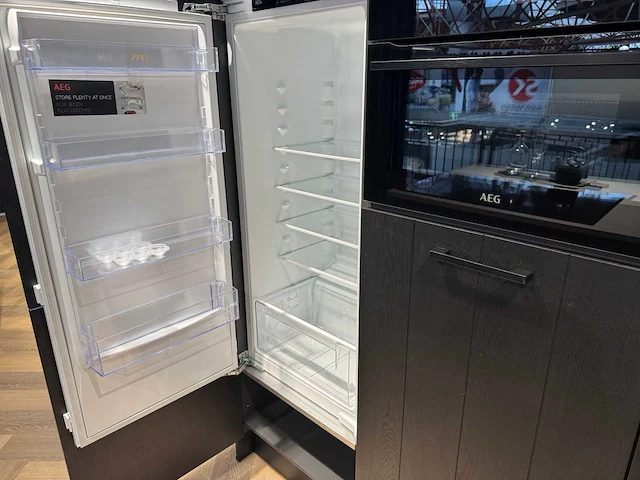 Keller - showroomkeukens - afbeelding 22 van  47