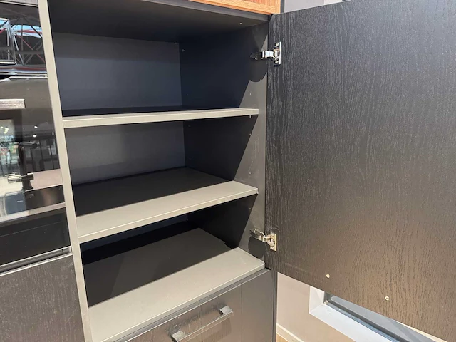 Keller - showroomkeukens - afbeelding 34 van  47