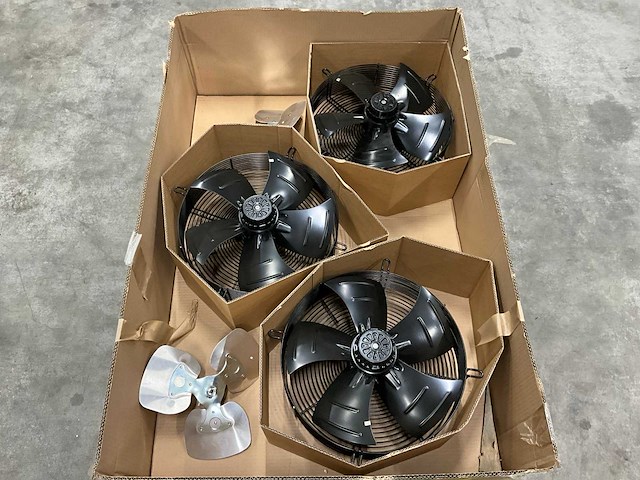 Kelvion fanset kme/mda 380v/3ph 231-9040-0443 (3x) - afbeelding 1 van  6