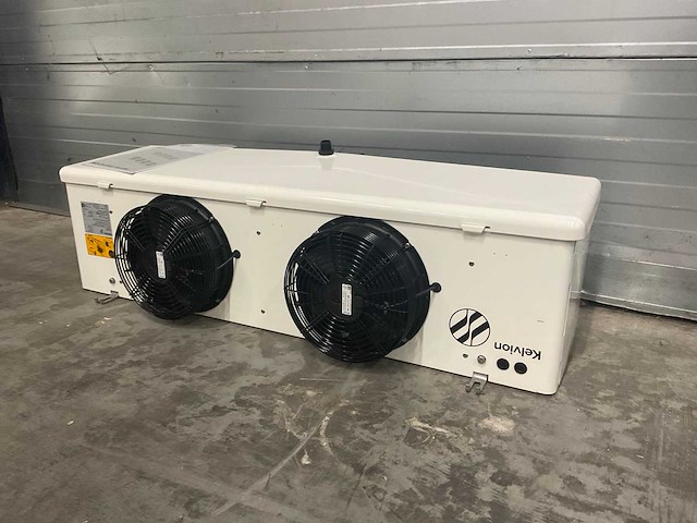 Kelvion ksc-232-3bn plafondkoeler co2-90bar - afbeelding 1 van  11
