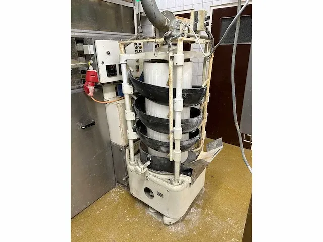 Kemper - cilinder opbolmachine - afbeelding 5 van  5