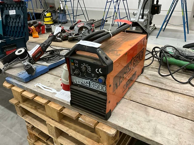 Kemppi master 3500 lasapparaat - afbeelding 1 van  4