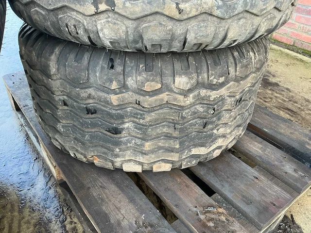 Kengo banden voor kieper - afbeelding 4 van  9