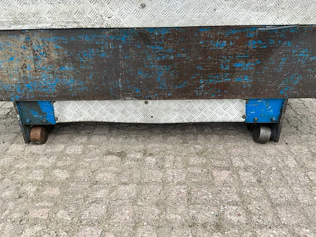 Kennis 16r verrijdbare autolaadkraan / rolkraan - afbeelding 16 van  25