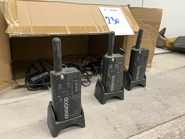 Kenwood protalk lt portofoon (3x) - afbeelding 1 van  6