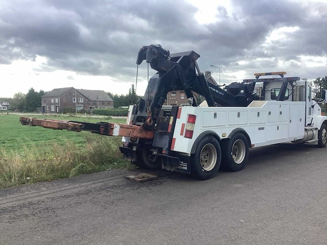 Kenworth t 800 b vrachtwagen - afbeelding 20 van  44