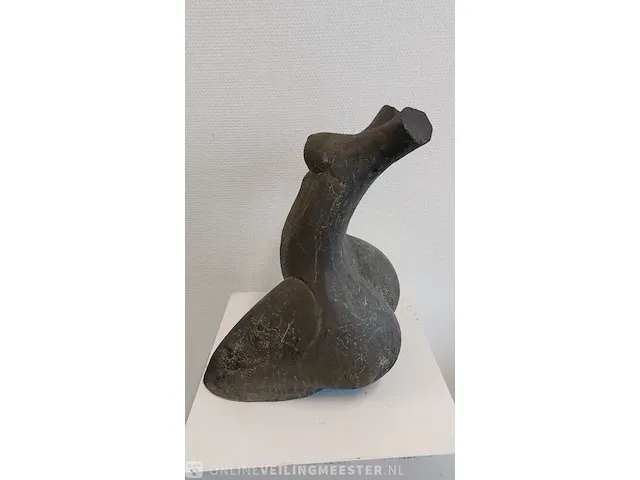 Keramiek "female torso" - afbeelding 4 van  4