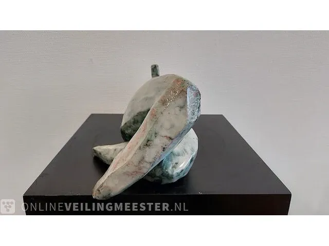 Keramiek gestyleerd "relaxende vrouw" - afbeelding 2 van  4