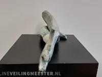 Keramiek gestyleerd "relaxende vrouw" - afbeelding 4 van  4