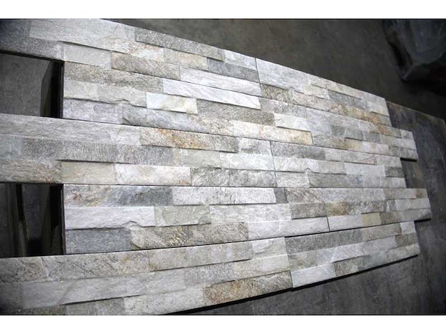 Keramiek muurbekleding (ca.11m²) - afbeelding 1 van  2