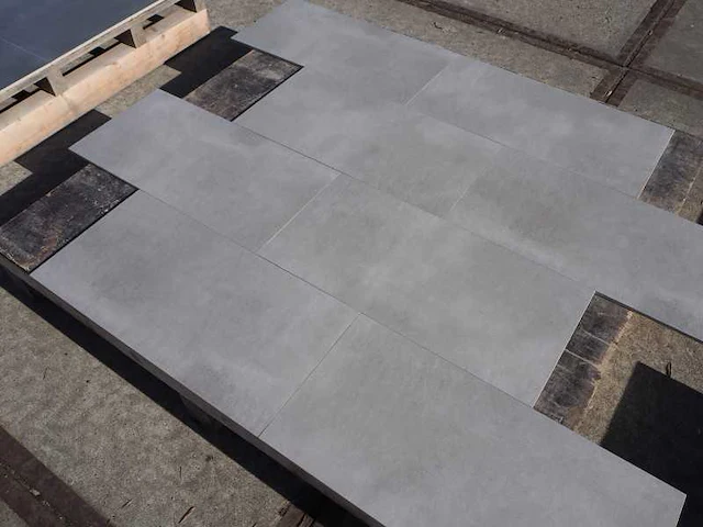 Keramiek tegels (ca. 12.9m²) - afbeelding 2 van  2