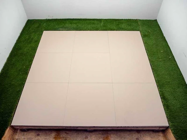 Keramiek tegels (ca. 151.2m²) - afbeelding 1 van  4