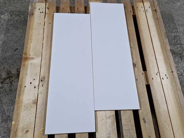 Keramiek tegels (ca.13.5m²) - afbeelding 2 van  2