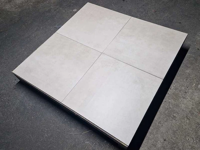 Keramiek tegels (ca.54m²) - afbeelding 1 van  2