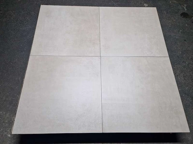 Keramiek tegels (ca.54m²) - afbeelding 2 van  2