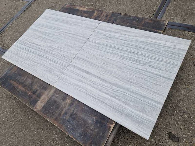 Keramiek tegels (ca.61m²) - afbeelding 1 van  2