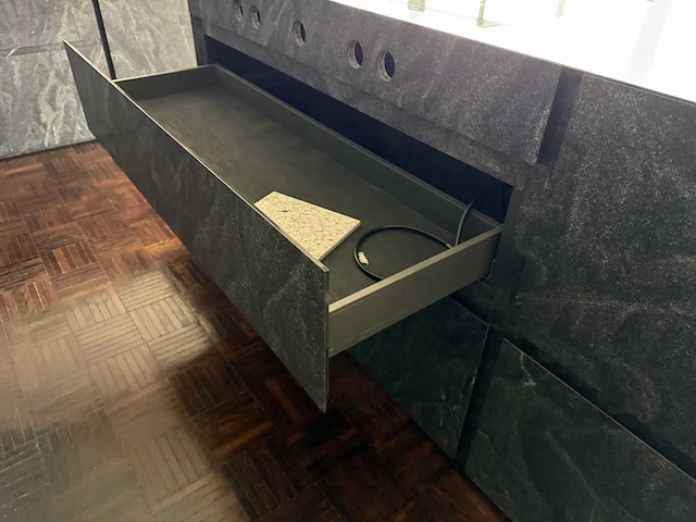Keramieke michel philipps design - showroomkeuken - afbeelding 6 van  39