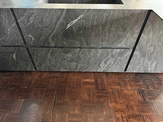 Keramieke michel philipps design - showroomkeuken - afbeelding 10 van  39