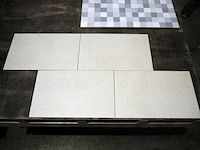 Keramische tegels 108m² - afbeelding 1 van  1