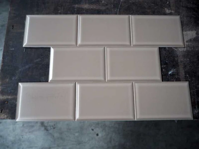 Keramische tegels 29,45m² - afbeelding 2 van  2